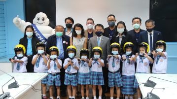 “มิชลินรณรงค์ขับขี่ปลอดภัย ใส่หมวกนิรภัยให้น้อง” ปีที่ 6