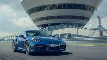 Porsche 911 Turbo เผยรายละเอียดแรงขึ้นกว่าเดิม