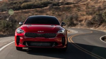 Kia Stinger สปอร์ตซีดานสมรรถนะสูง