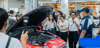 TOYOTA พาสื่อมวลชนเจาะลึกคลังอะไหล่–ศูนย์บริการ